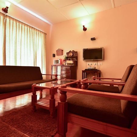 Manalar Gudalur (Nilgiris) Quarto foto